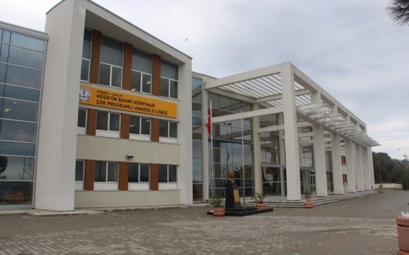 Hüseyin Rahmi Gürpınar Lisesi