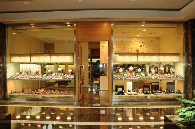 Jewellery-regnum-carya resort-1 JPG